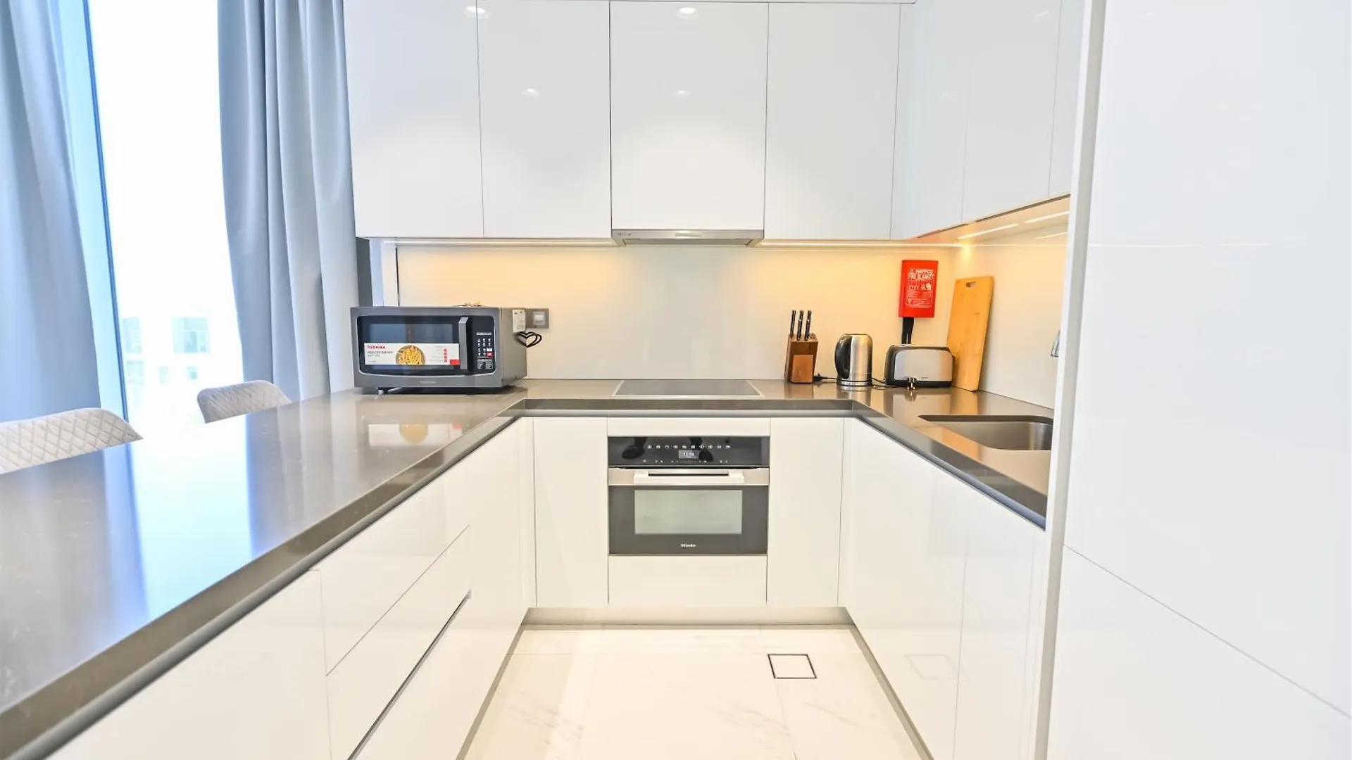 Gorgeous 1 Bedroom In District One Meydan Dubai 0*,  Emirados Árabes Unidos
